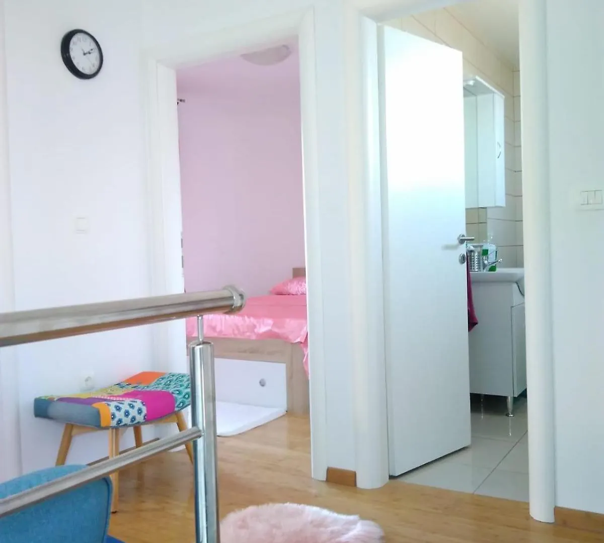 Apartman Noa Vir 0*,  Croatia