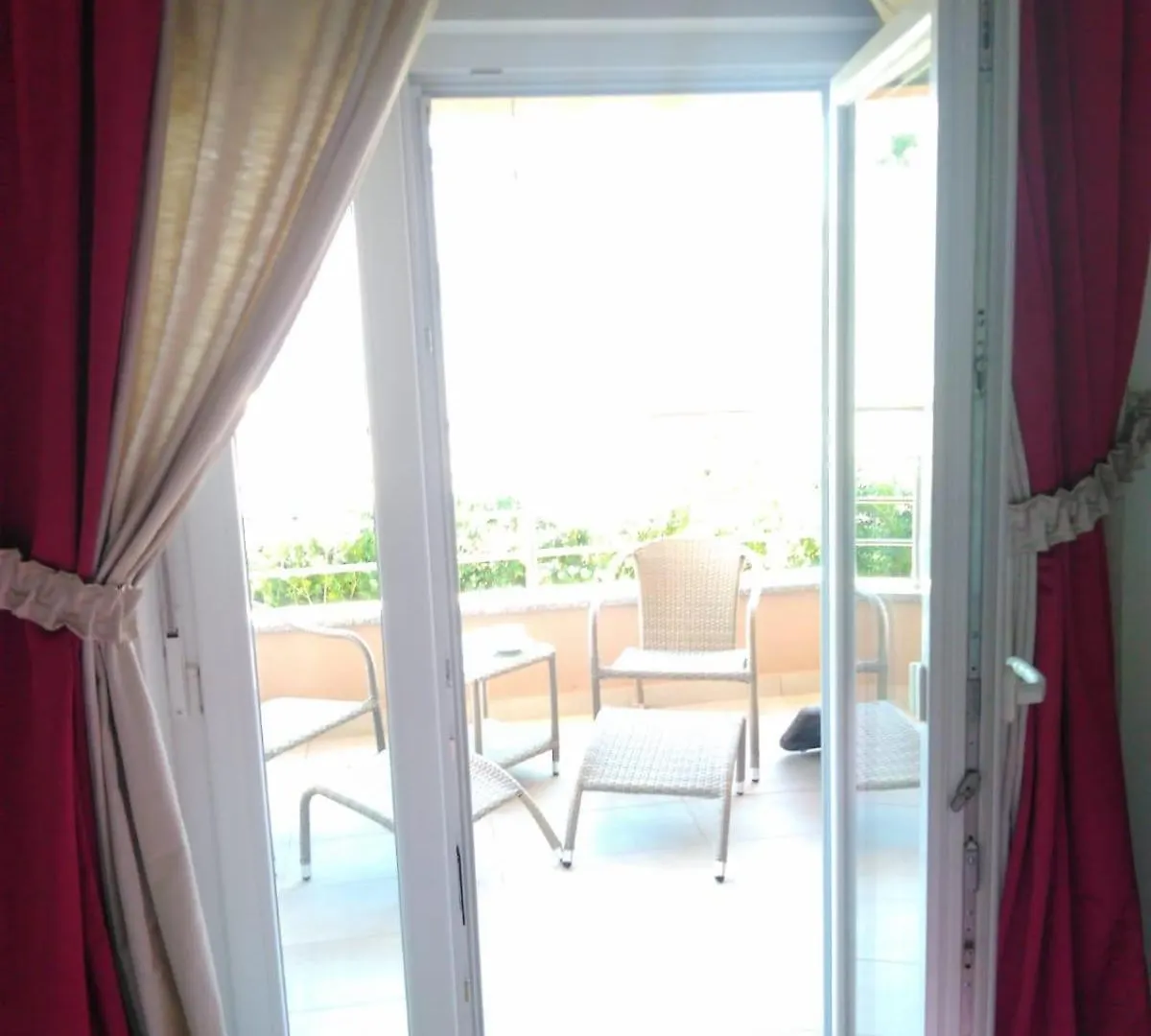 Apartman Noa Vir